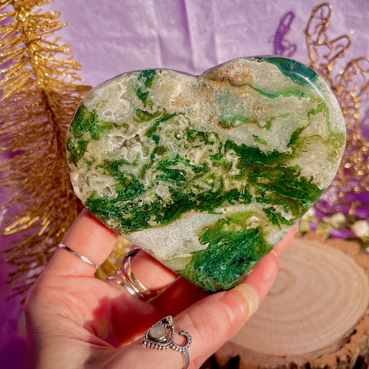 moss agate heart carving