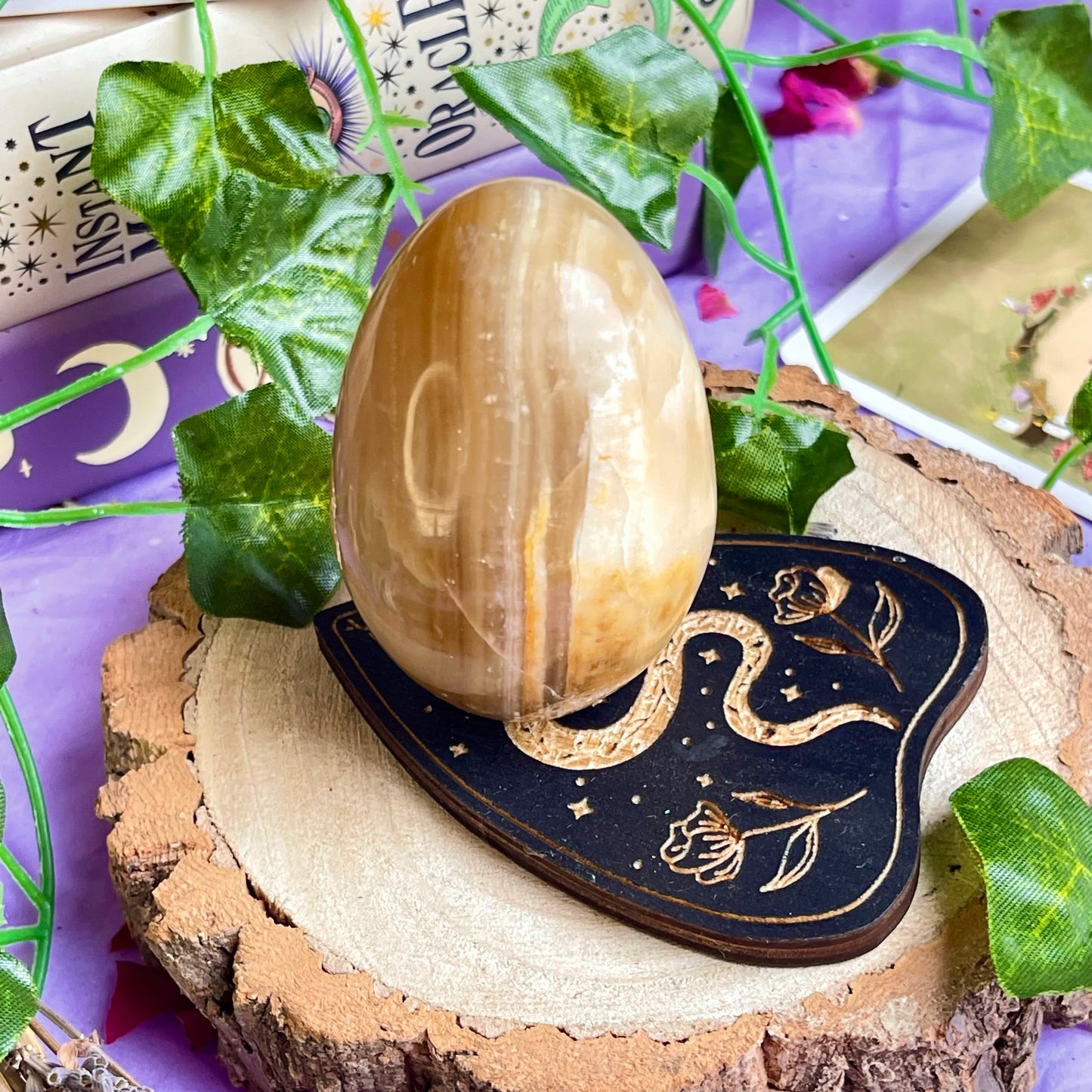 banded calcite egg carving