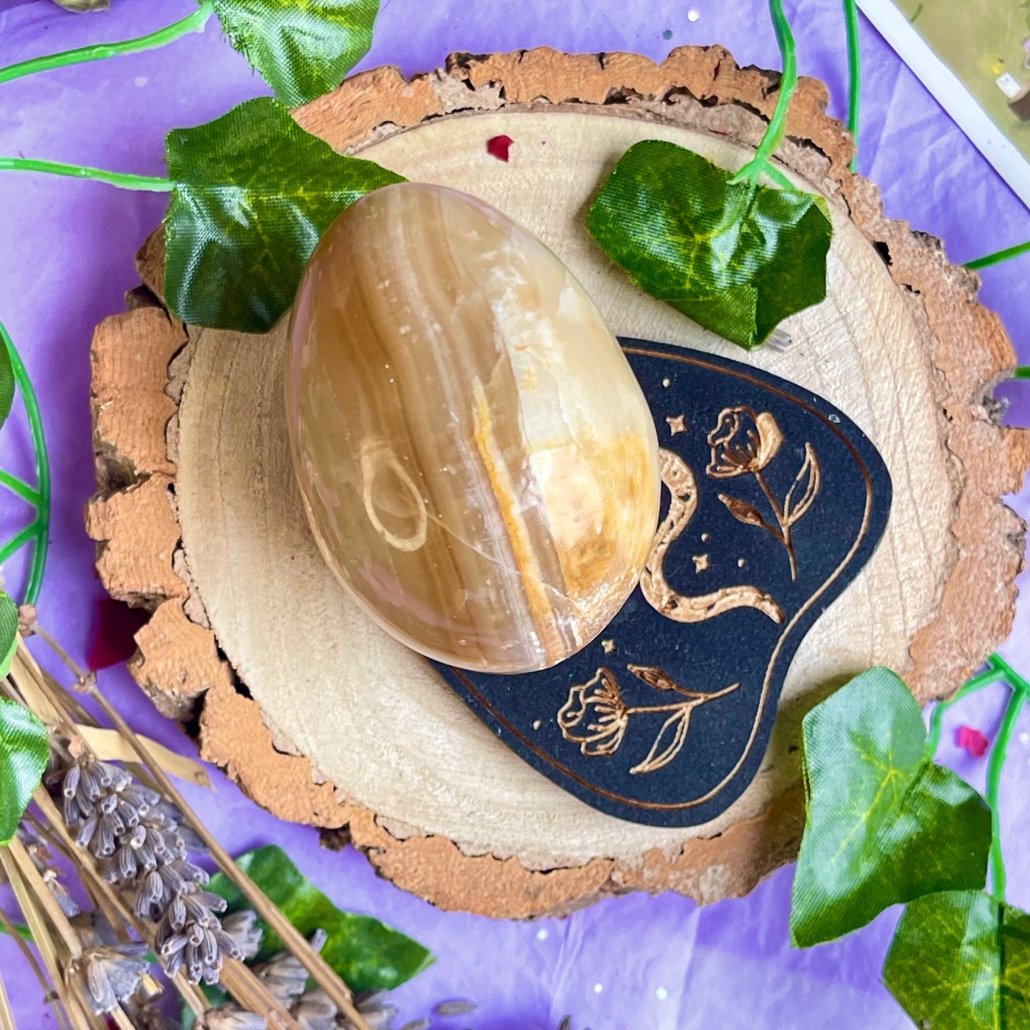 banded calcite egg carving